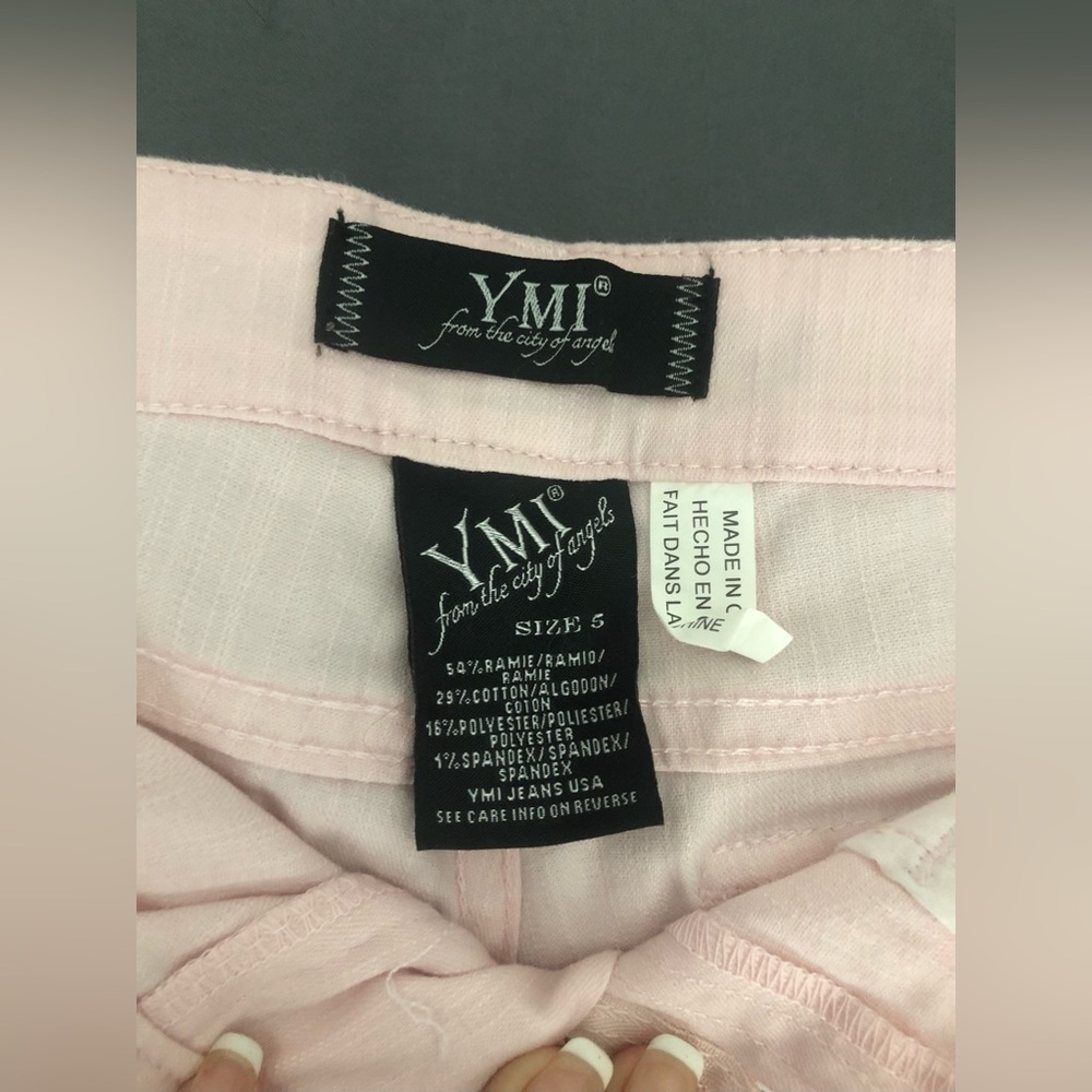 90’s NWT YMI light pink shorts. Size 5, fit like 3 imo, stretchy, textured. - Picture 4 of 6